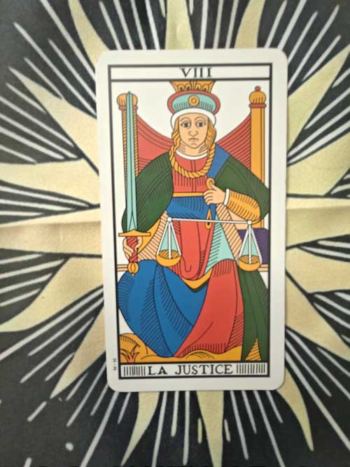 carta dei tarocchi Marsiglia la giustizia