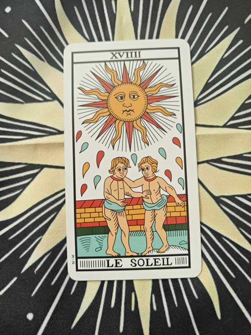 carta dei tarocchi Marsiglia il sole